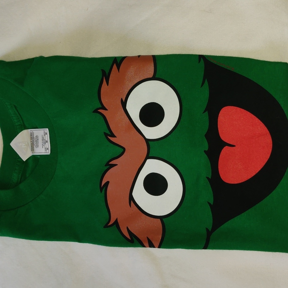 NWT tags sesame street tshirt boy or girl